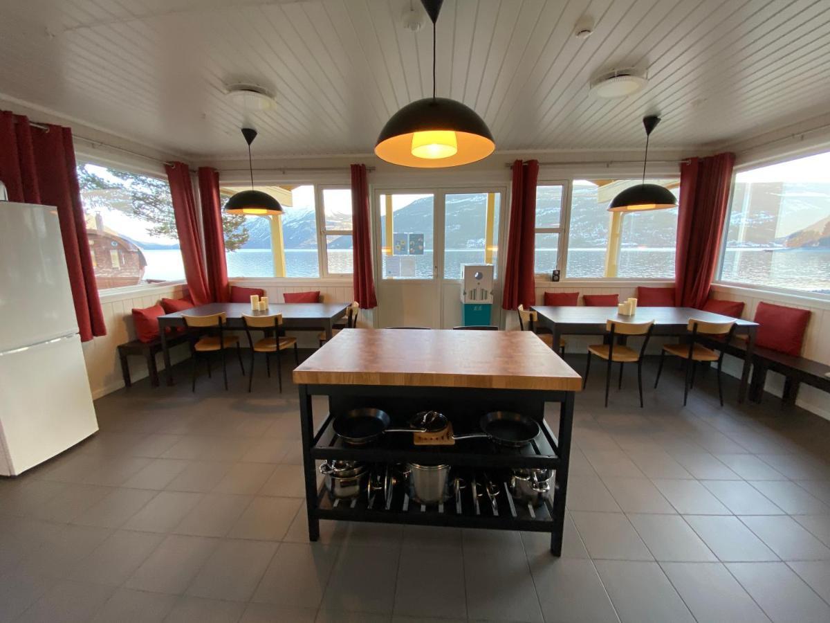 Sandviken Camping Austbygdi ภายนอก รูปภาพ